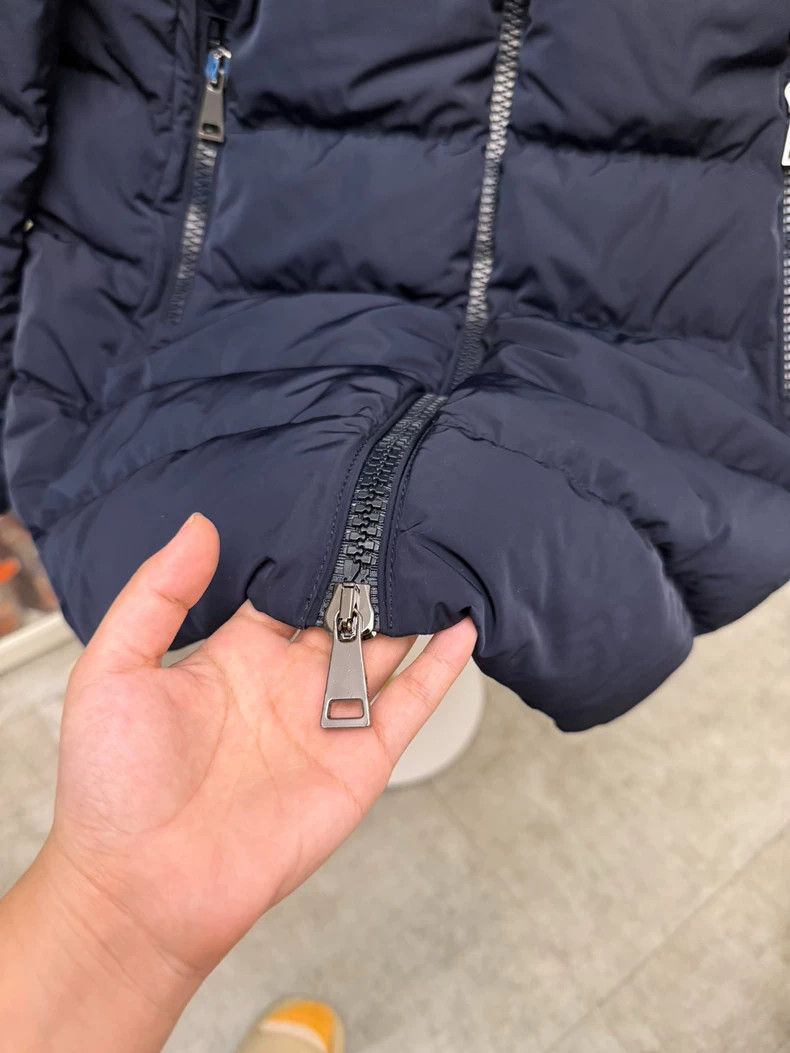 Moncler Moncler Down Vest Navy Blue Size 2-yf Size US M / EU 48-50 / 2 - 5 Thumbnail
