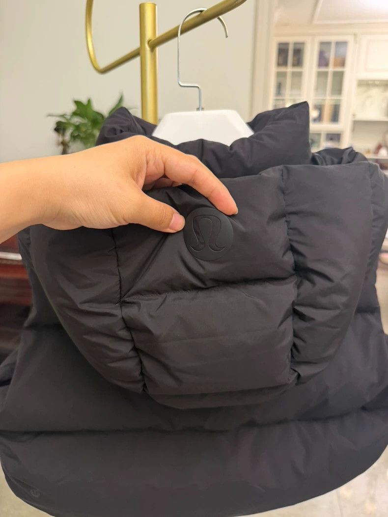 Canada Goose Lululemon Wunder Puff Black Down Vest-yf Size US L / EU 52-54 / 3 - 4 Thumbnail