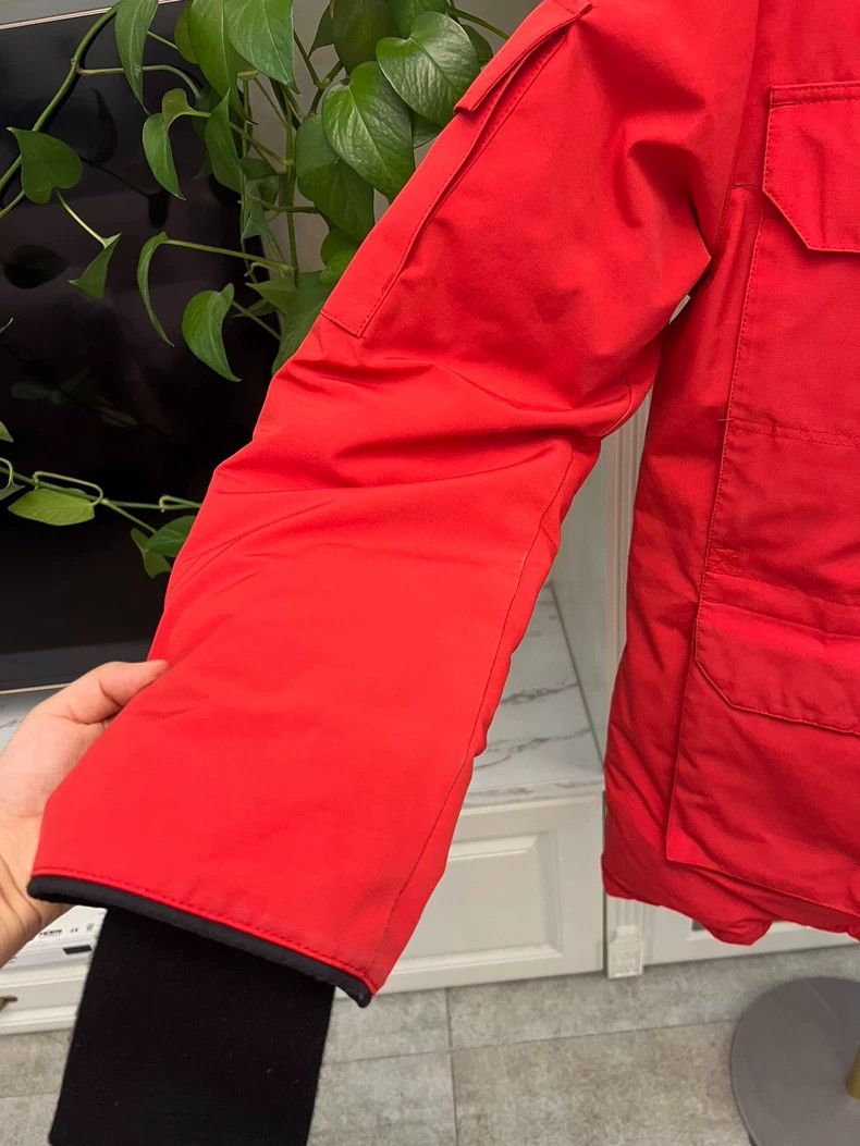 Canada Goose Canada Goose Women's Red Down Parka-yf Size US XS / EU 42 / 0 - 3 Thumbnail