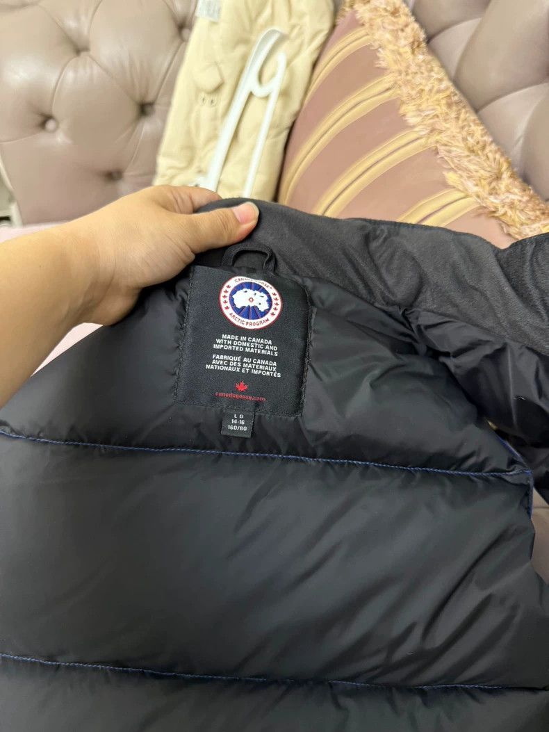 Canada Goose Canada Goose Kids Blue Vest Size L-yf Size US L / EU 52-54 / 3 - 6 Thumbnail
