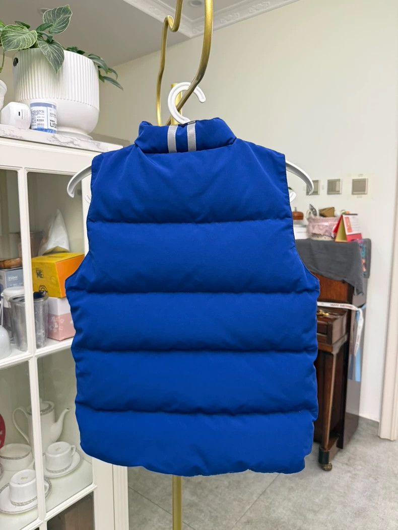 Canada Goose Canada Goose Kids Blue Vest Size L-yf Size US L / EU 52-54 / 3 - 4 Thumbnail