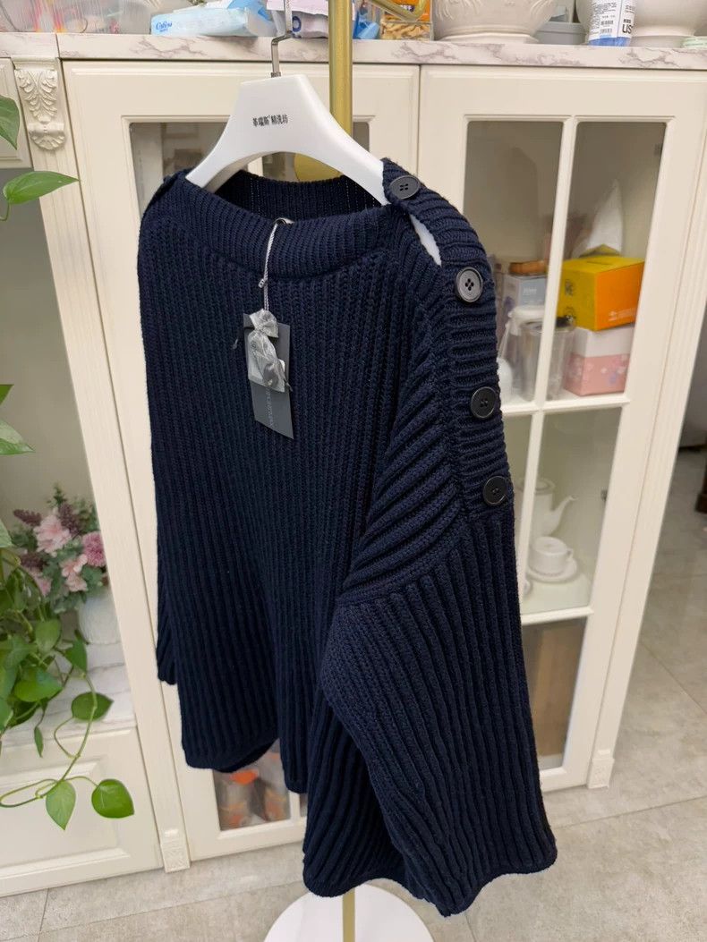 Max Mara Maxmara Sportmax Knitted Sweater in Dark Blue-yf Size US L / EU 52-54 / 3 - 2 Thumbnail