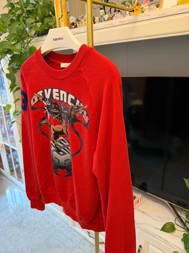 Givenchy Givenchy Vintage Red Sweatshirt for Women-yf Size US XS / EU 42 / 0 - 3 Thumbnail