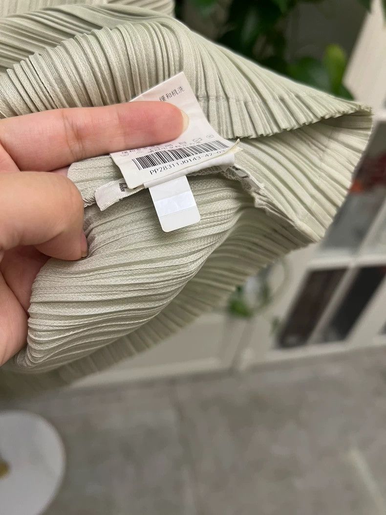 Issey Miyake Issey Miyake Green Pleated Cardigan Jacket-yf Size US M / EU 48-50 / 2 - 4 Thumbnail