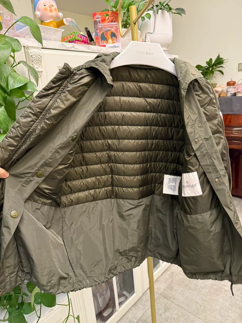 Moncler Green Padded Jacket for Women-yf Size US XS / EU 42 / 0 - 8 Thumbnail