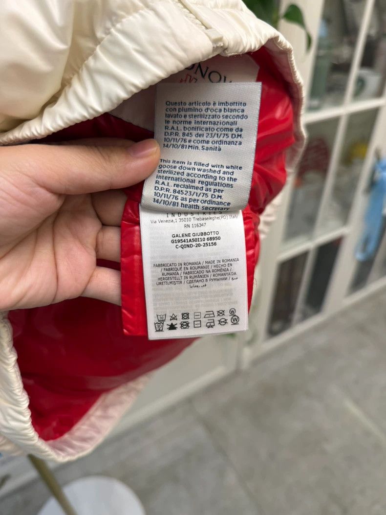Moncler Red and White Moncler Down Jacket for Kids-yf Size US M / EU 48-50 / 2 - 8 Thumbnail