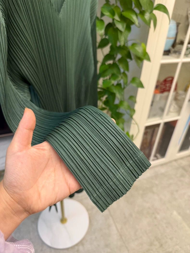 Issey Miyake Issey Miyake Long Green Dress Shirt-yf Size US M / EU 48-50 / 2 - 4 Thumbnail