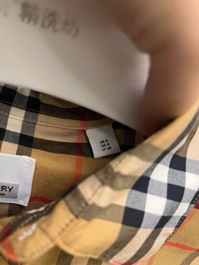 Burberry Burberry Classic Check Pattern Shirt for Women-yf Size US M / EU 48-50 / 2 - 5 Thumbnail