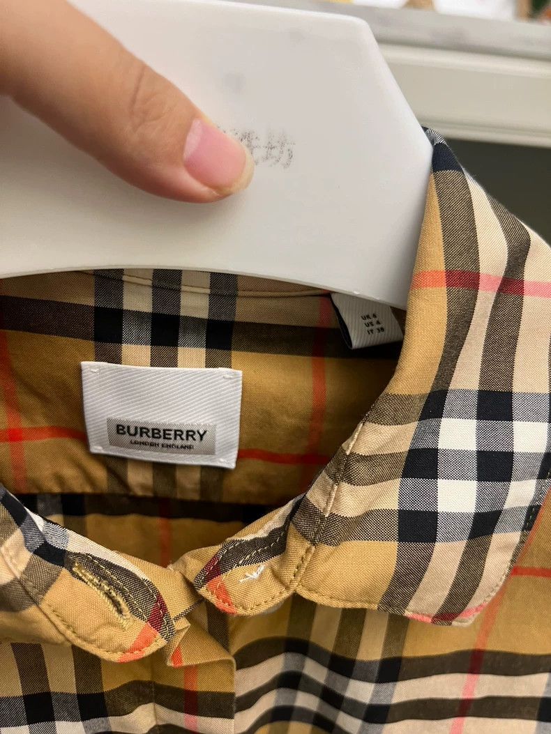 Burberry Burberry Classic Check Pattern Shirt for Women-yf Size US M / EU 48-50 / 2 - 3 Thumbnail