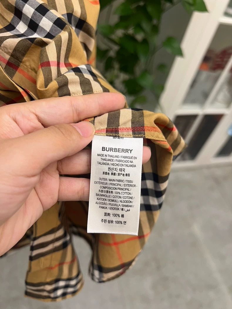 Burberry Burberry Classic Check Pattern Shirt for Women-yf Size US M / EU 48-50 / 2 - 4 Thumbnail
