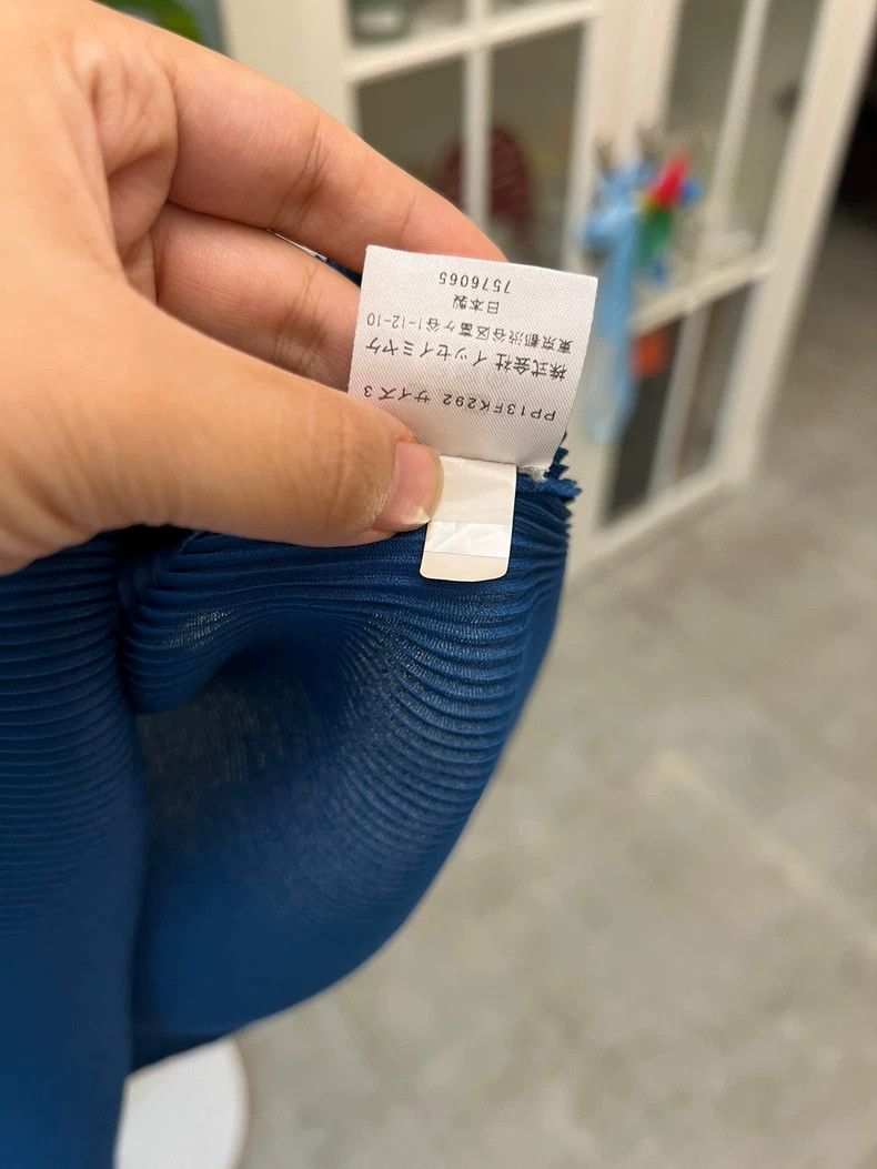 Issey Miyake Issey Miyake Blue Sleeveless Pleated Top-yf Size US M / EU 48-50 / 2 - 3 Thumbnail