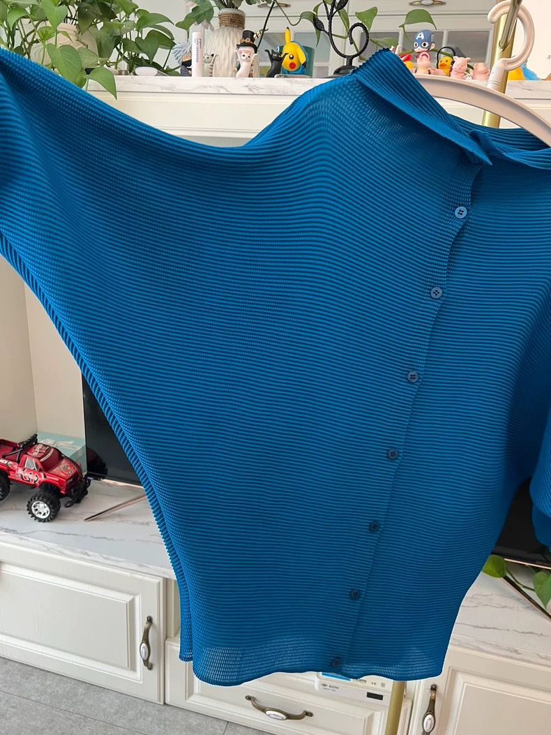 Issey Miyake Blue Magic Shirt by Issey Miyake-yf Size US M / EU 48-50 / 2 - 2 Thumbnail