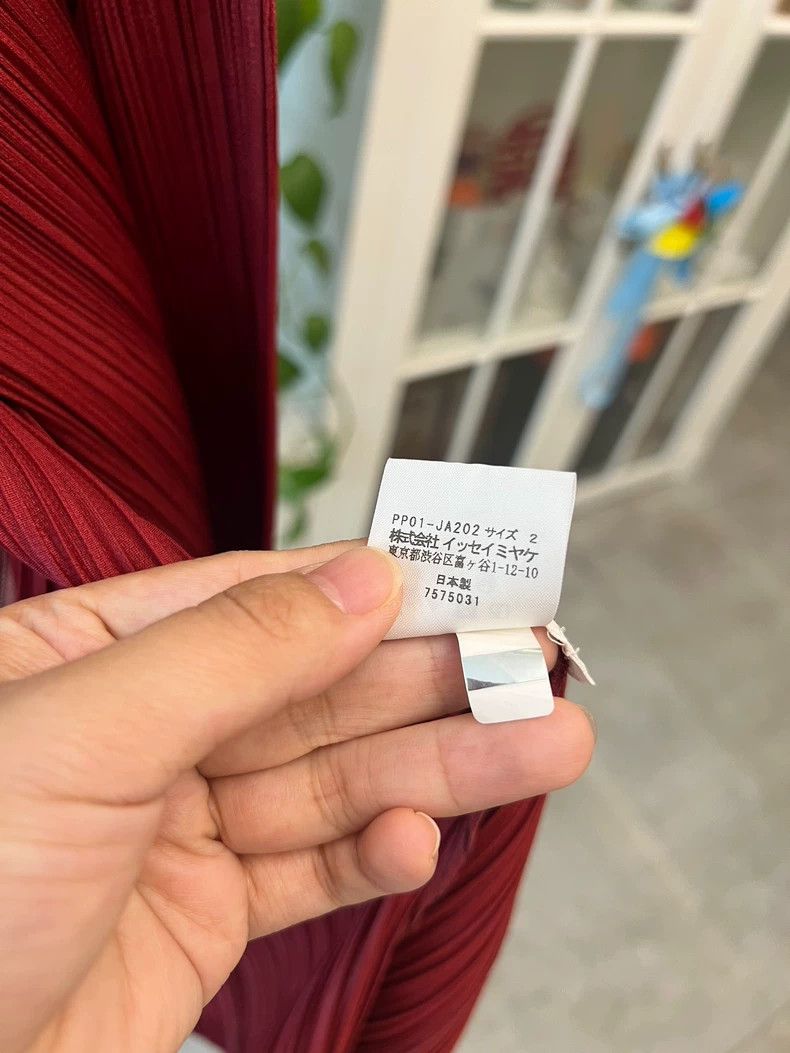 Issey Miyake Issey Miyake Red Cardigan Jacket-yf Size US M / EU 48-50 / 2 - 6 Thumbnail
