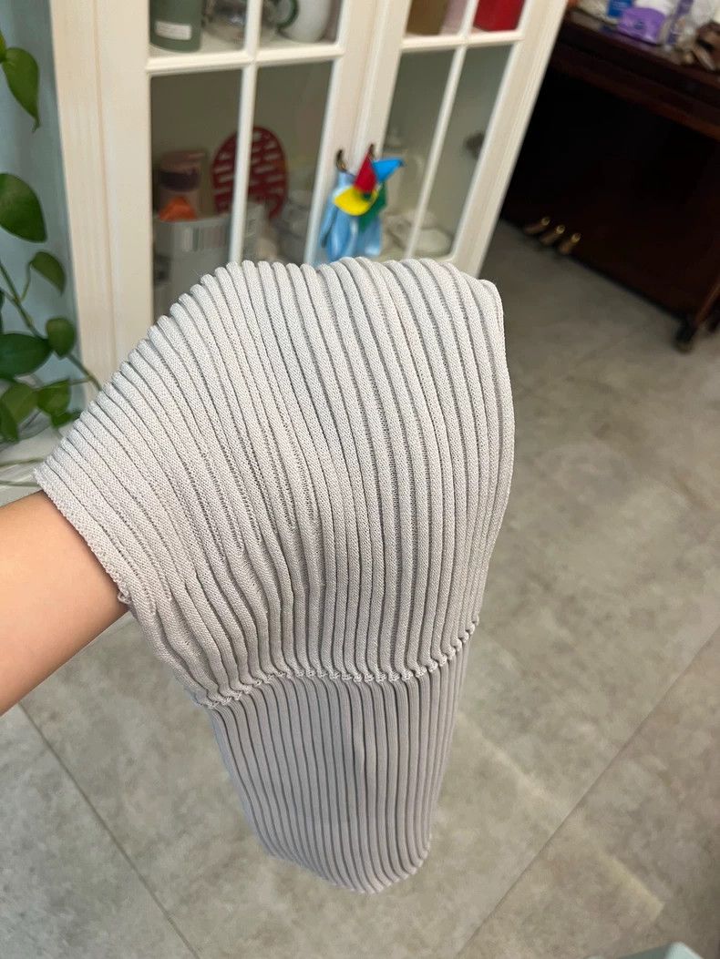Issey Miyake Light Gray Seamless Knitted Top, Brand New-yf Size US M / EU 48-50 / 2 - 7 Thumbnail