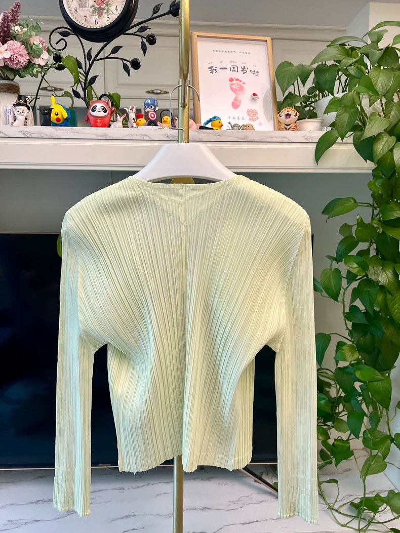 Issey Miyake Issey Miyake Light Apple Yellow Cardigan-yf Size US L / EU 52-54 / 3 - 5 Thumbnail