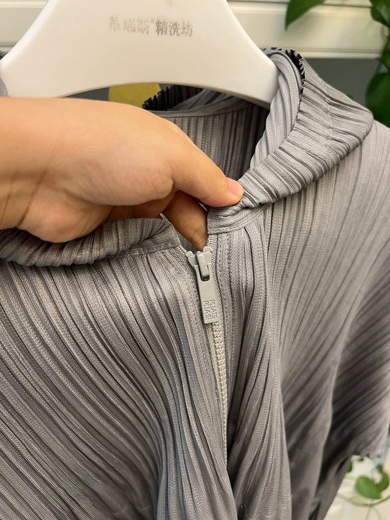 Issey Miyake Issey Miyake Light Gray Long Sleeve Hoodie-yf Size US M / EU 48-50 / 2 - 3 Thumbnail