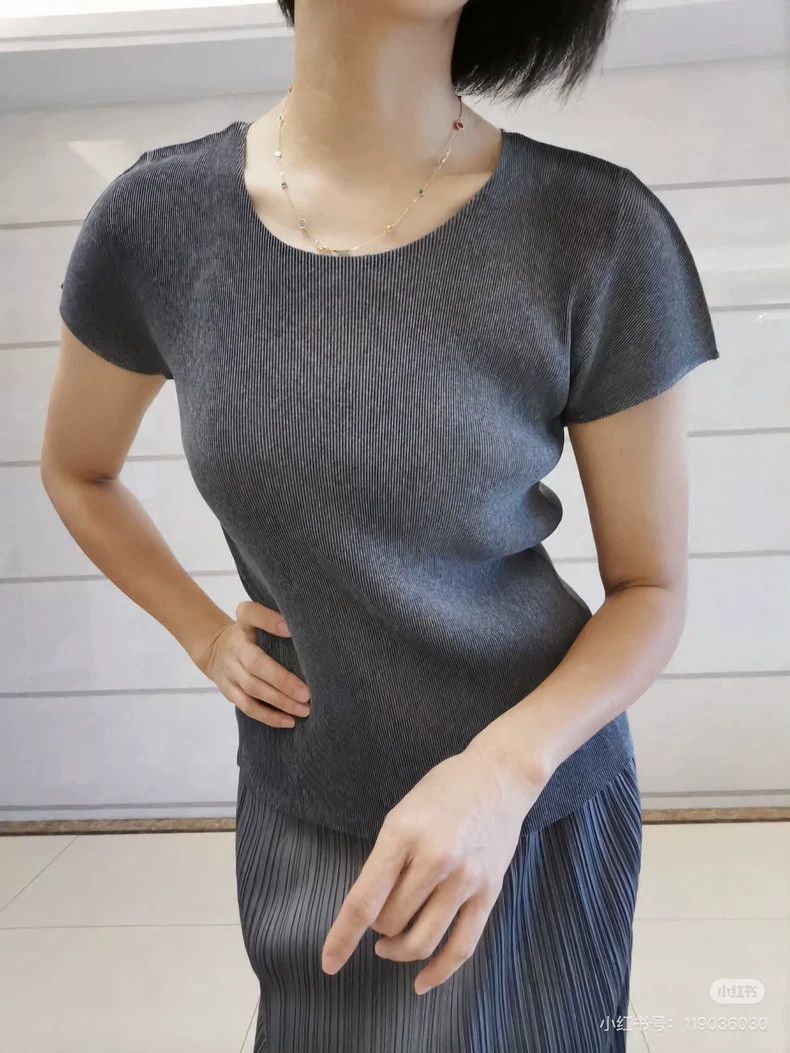 Issey Miyake Ishihara Short Sleeve Gray Top-yf Size US M / EU 48-50 / 2 - 8 Thumbnail