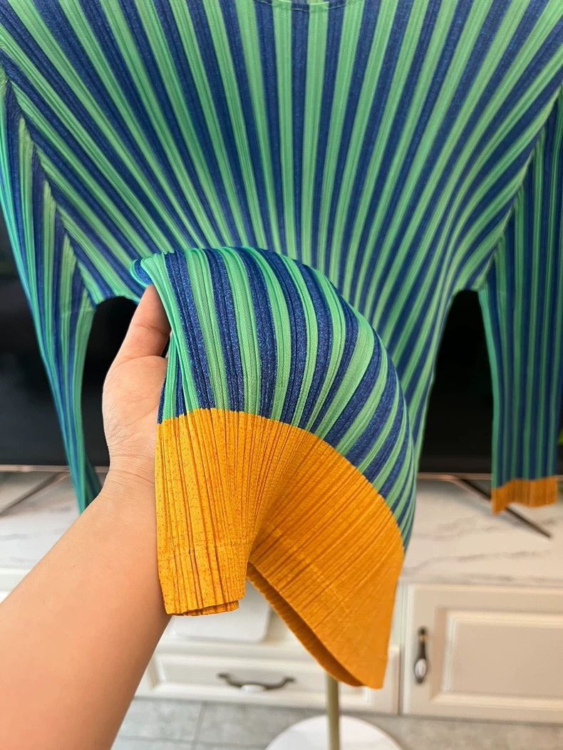 Issey Miyake Tri-Color Striped Top in Green and Orange-yf Size US M / EU 48-50 / 2 - 5 Thumbnail