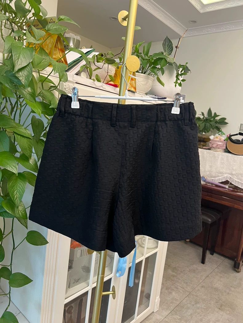 Issey Miyake Issey Miyake Black Knit Patterned Shorts-yf Size US 39 - 4 Thumbnail