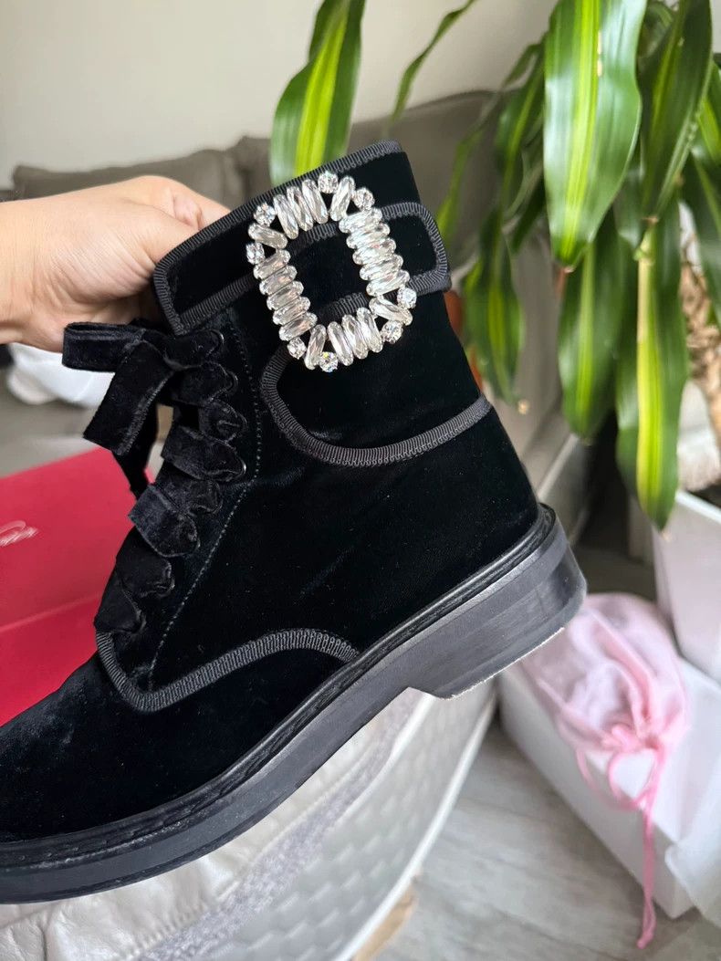 Roger Vivier Roger Vivier Black Velvet Short Boots-yf Size US 7.5 / EU 40-41 - 3 Thumbnail