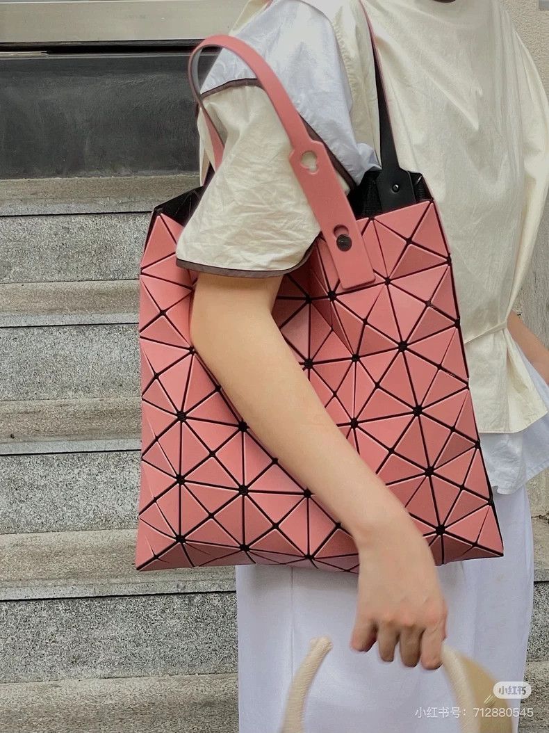Issey Miyake Issey Miyake Handbag Six-Grid Shoulder Bag-yf Size ONE SIZE - 8 Thumbnail