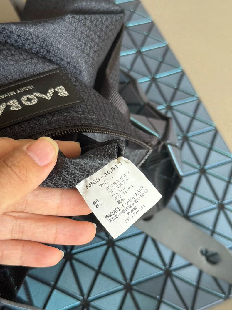 Issey Miyake Issey Miyake Limited Edition Gradient Bag-yf Size ONE SIZE - 5 Thumbnail