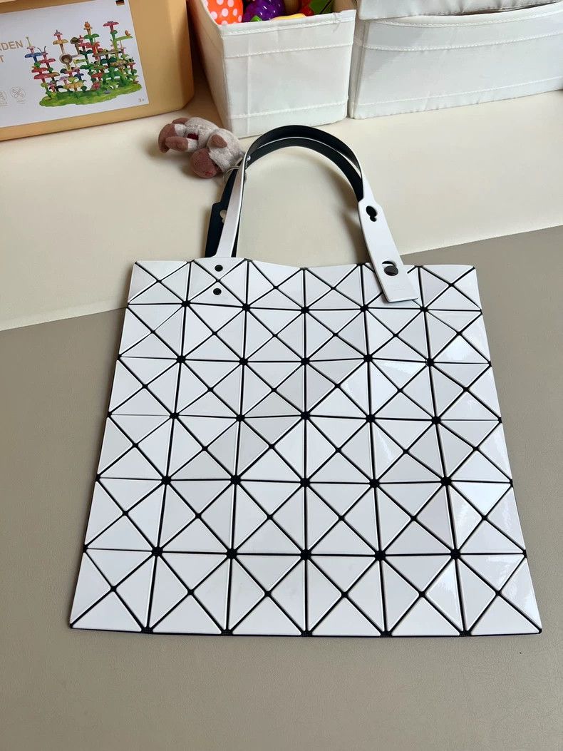 Issey Miyake Issey Miyake White Tote Bag-yf Size ONE SIZE - 6 Thumbnail