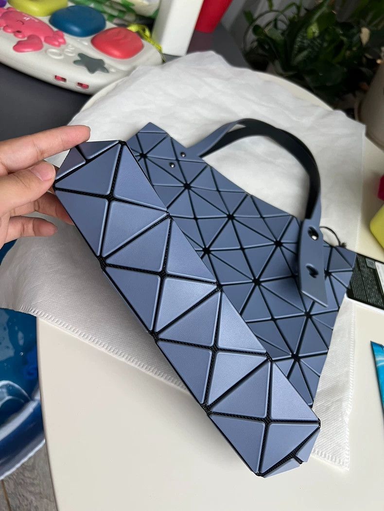 Issey Miyake Issey Miyake Handbag Square Blue Tote-yf Size ONE SIZE - 2 Thumbnail