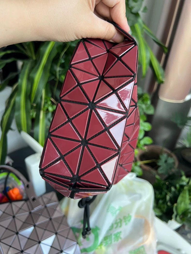 Issey Miyake Issey Miyake Bucket Bag in Burgundy Color-yf Size ONE SIZE - 5 Thumbnail