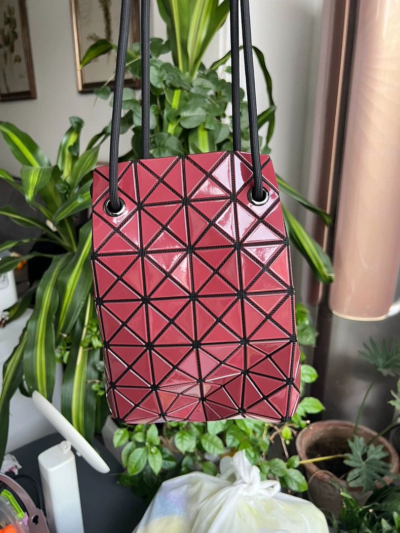 Issey Miyake Issey Miyake Bucket Bag in Burgundy Color-yf Size ONE SIZE - 3 Thumbnail
