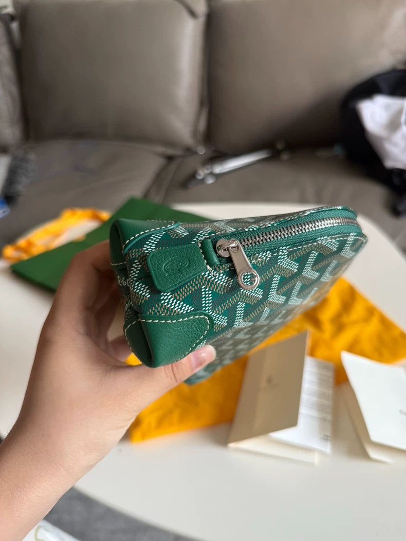 Goyard Goyard Green Shell Makeup Bag Brand New-yf Size ONE SIZE - 5 Thumbnail