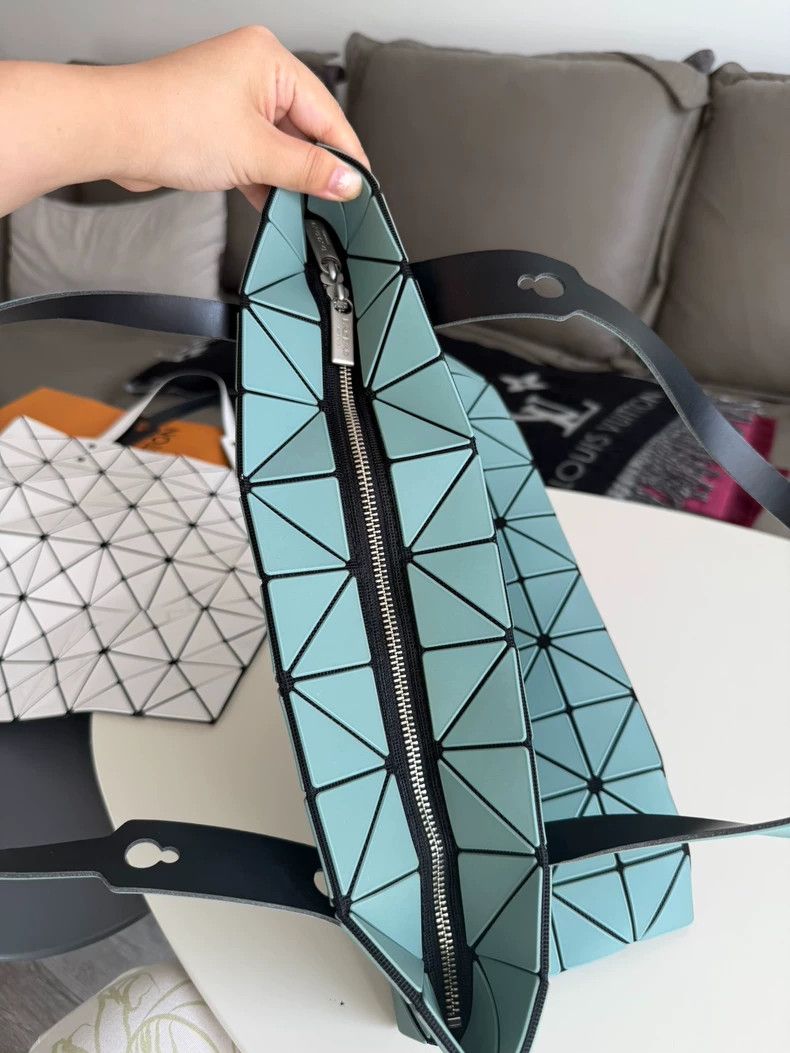 Issey Miyake Issey Miyake Rocking Bag Mint Green-yf Size ONE SIZE - 9 Thumbnail