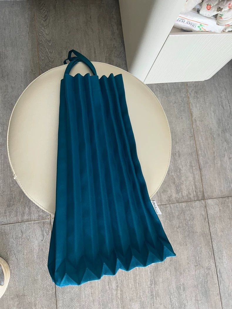 Issey Miyake Issey Miyake Pleated Bag in Blue Green-yf Size ONE SIZE - 2 Thumbnail