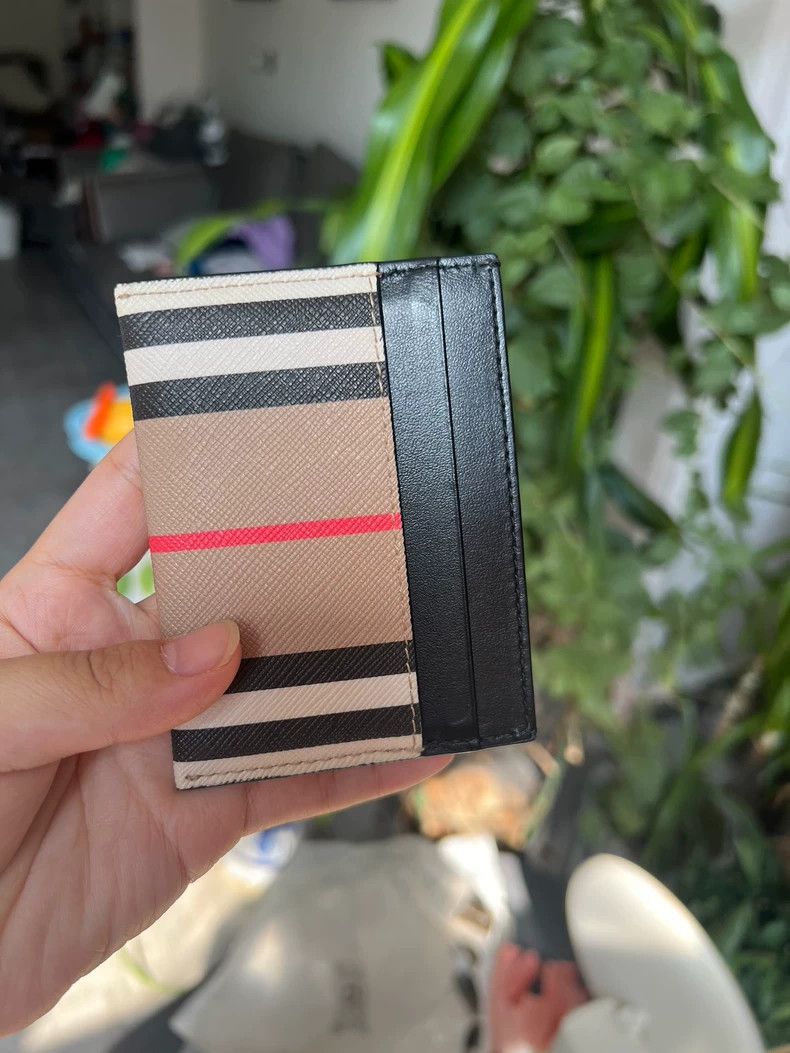 Burberry Burberry Wallet Classic Check Design Authentic-yf Size ONE SIZE - 7 Thumbnail