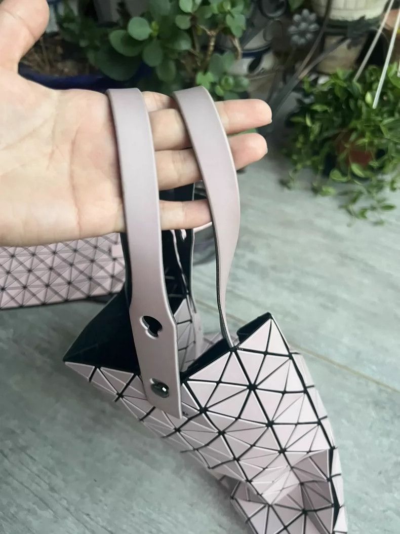 Issey Miyake Issey Miyake Pink Tote Bag with Minor Marks-yf Size ONE SIZE - 4 Thumbnail