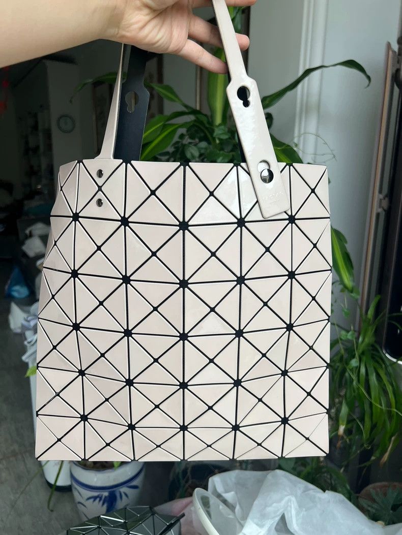 Issey Miyake Issey Miyake Tote Bag with Black Accents-yf Size ONE SIZE - 4 Thumbnail