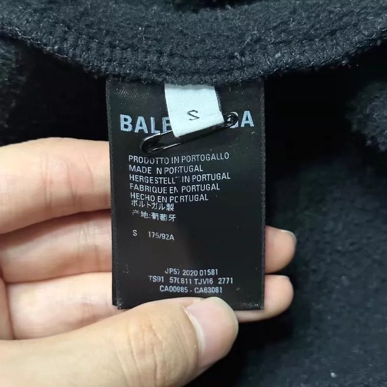 Balenciaga Balenciaga Multilingual Hoodie with Colorful Text-yf Size US S / EU 44-46 / 1 - 2 Thumbnail