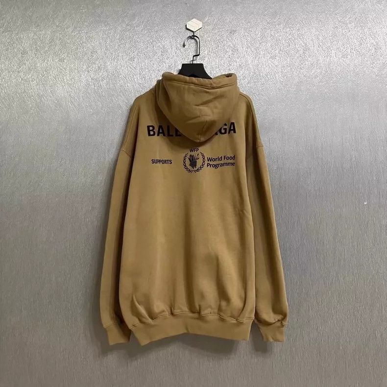 Balenciaga Balenciaga World Food Programme Hoodie-yf Size US S / EU 44-46 / 1 - 2 Thumbnail