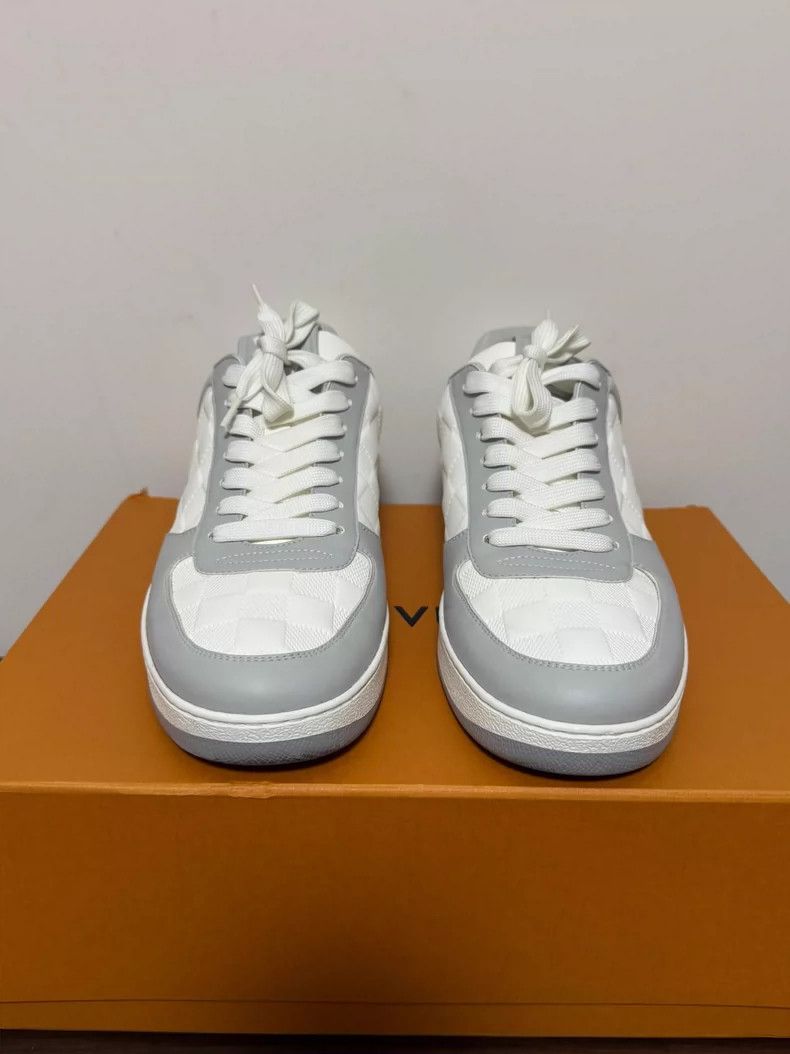 Louis Vuitton Louis Vuitton Checkerboard Casual Sneakers Size 8-yf Size US 8 / EU 41 - 2 Thumbnail