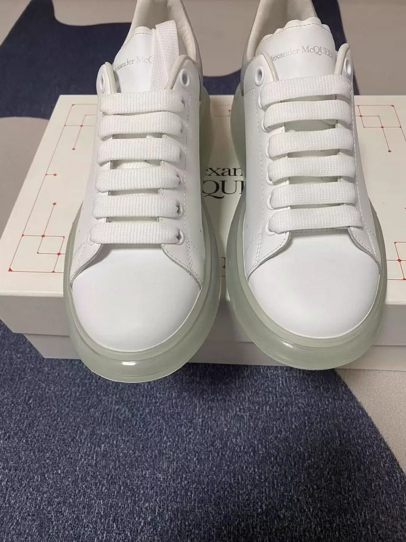Alexander McQueen Alexander McQueen Sneakers Size 40 White-yf Size US 7 / EU 40 - 2 Thumbnail