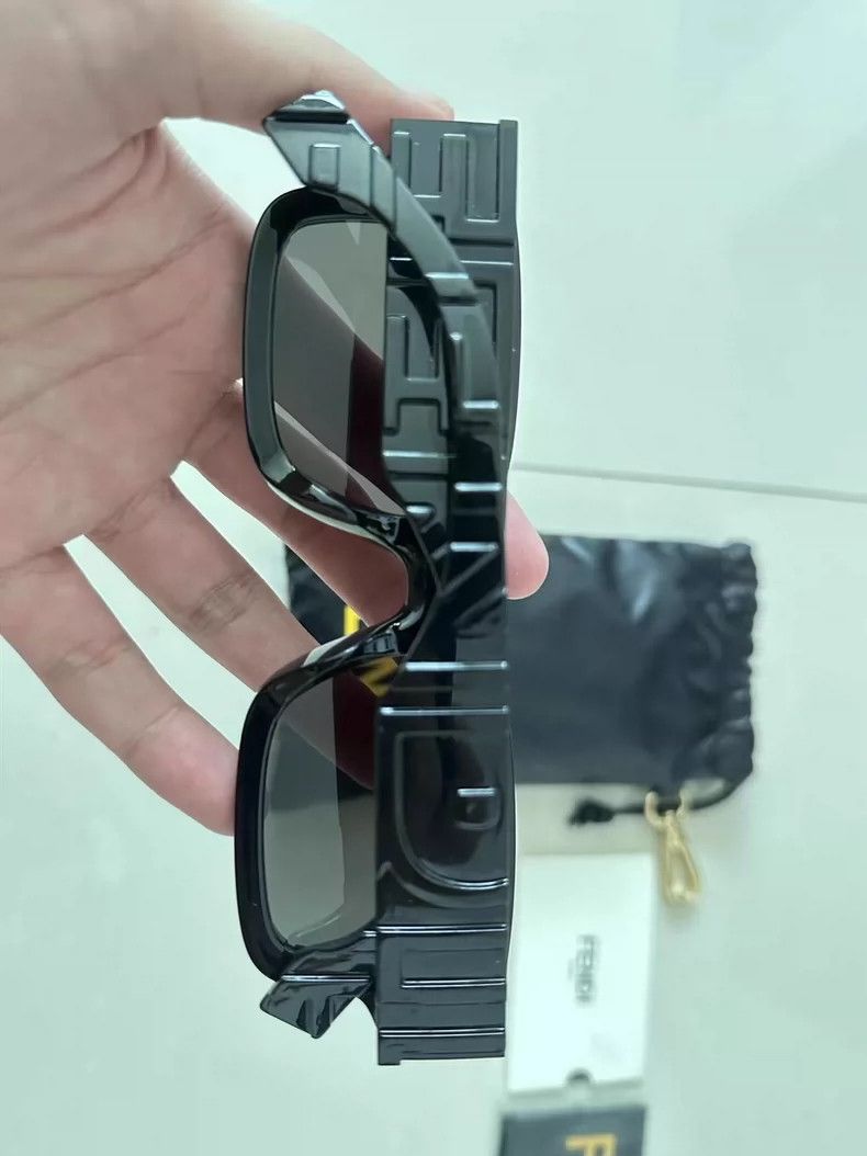 Fendi Fendi Sunglasses with Case and Card-yf Size ONE SIZE - 8 Thumbnail