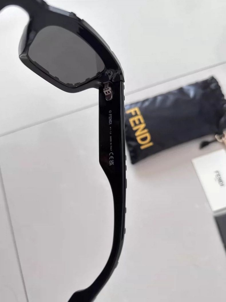 Fendi Fendi Sunglasses with Case and Card-yf Size ONE SIZE - 6 Thumbnail