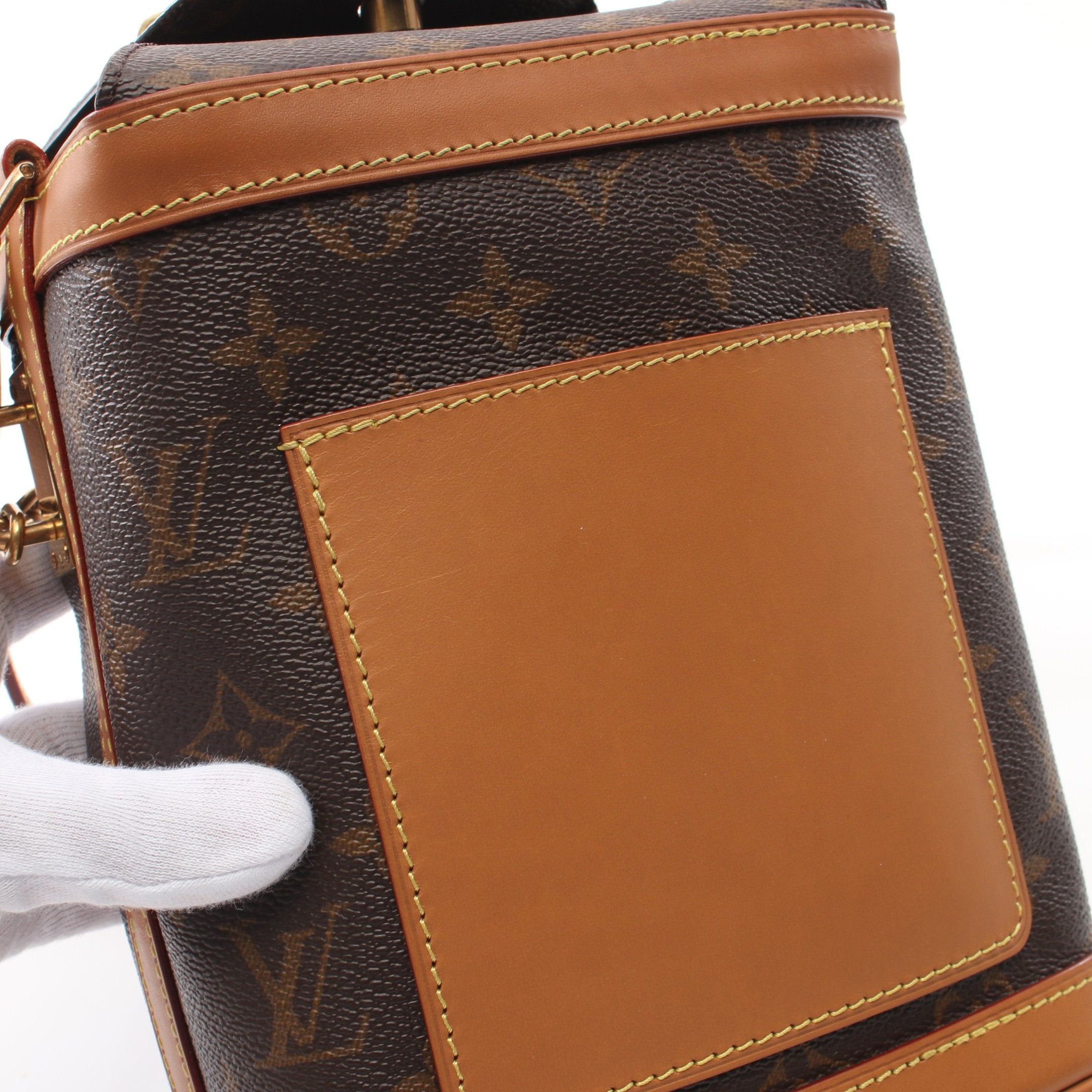 Louis Vuitton Louis Vuitton Milk Box Monogram Shoulder Bag Leather Brown Size ONE SIZE - 8 Thumbnail