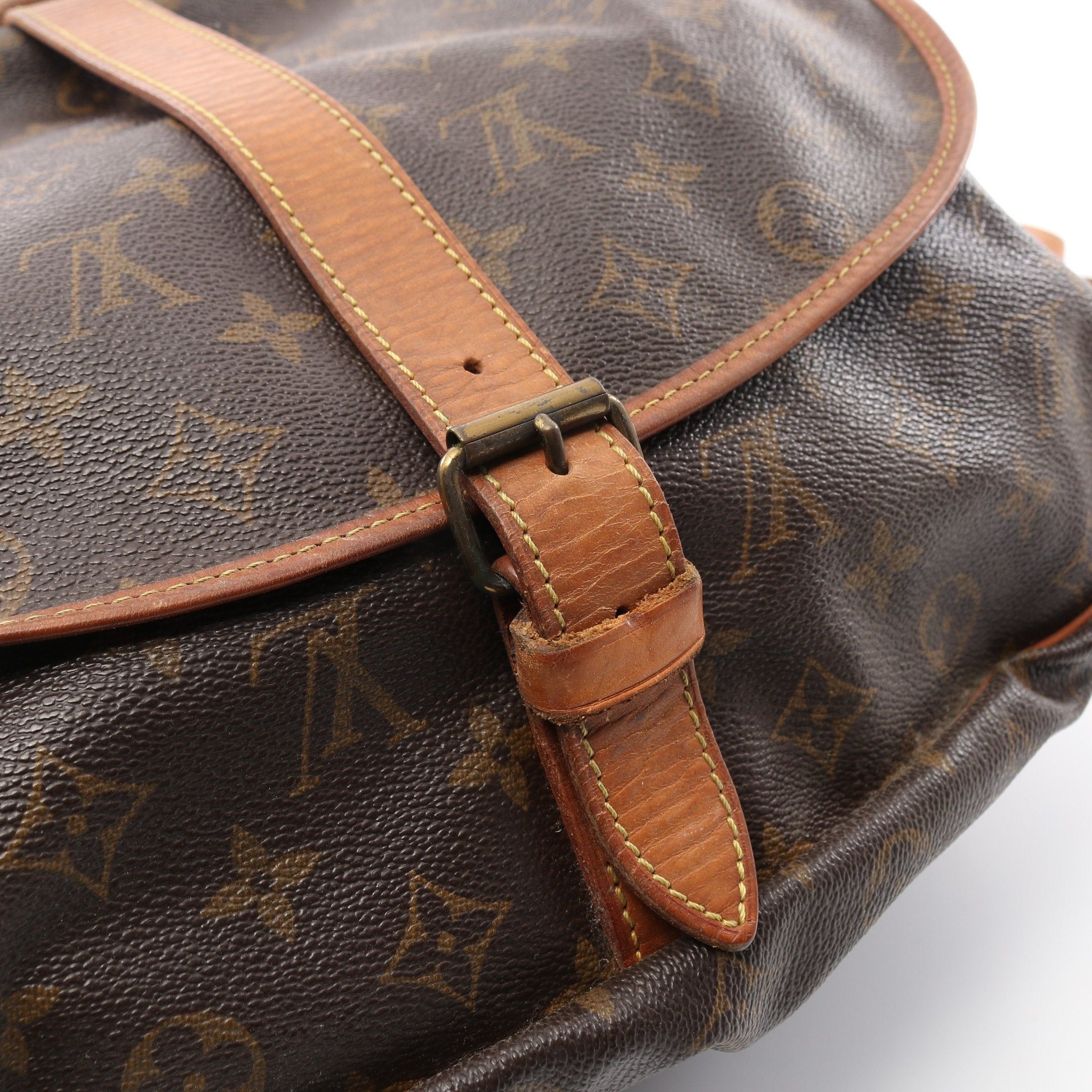 Louis Vuitton Louis Vuitton Saumur 35 Monogram Shoulder Bag Leather Brown Size ONE SIZE - 7 Thumbnail