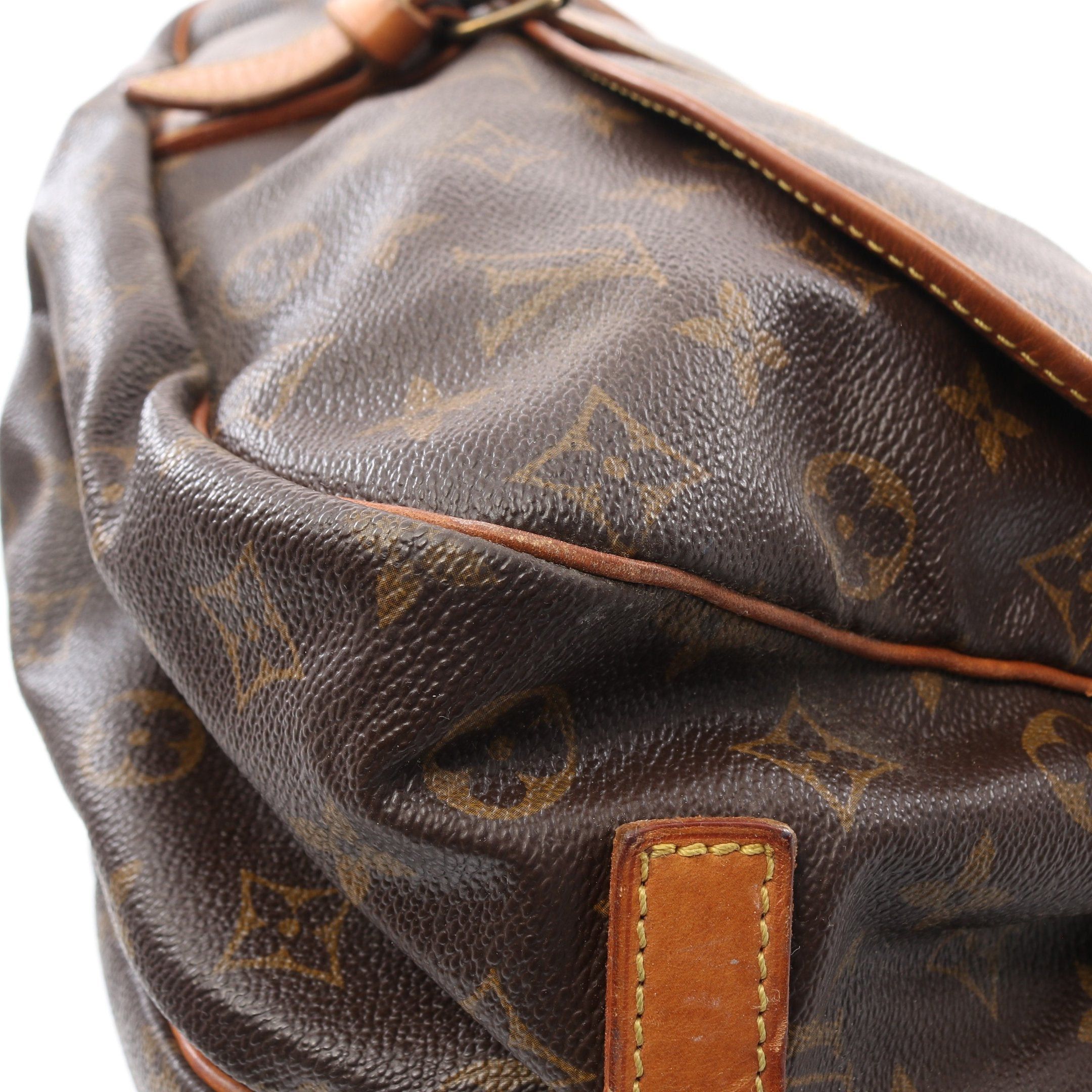 Louis Vuitton Louis Vuitton Saumur 35 Monogram Shoulder Bag Leather Brown Size ONE SIZE - 6 Thumbnail