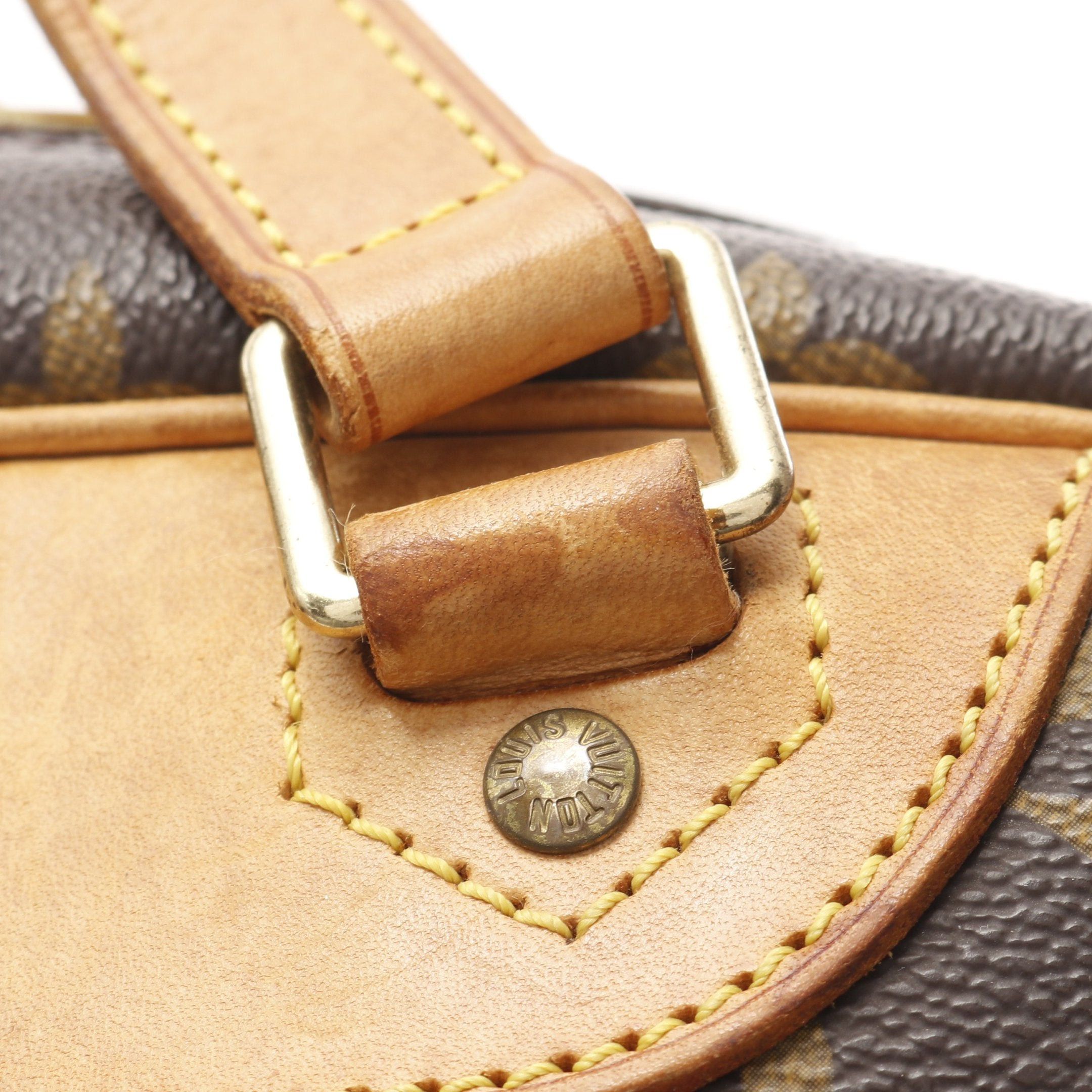 Louis Vuitton Louis Vuitton Excursion Monogram Handbag Leather Brown Size ONE SIZE - 9 Thumbnail