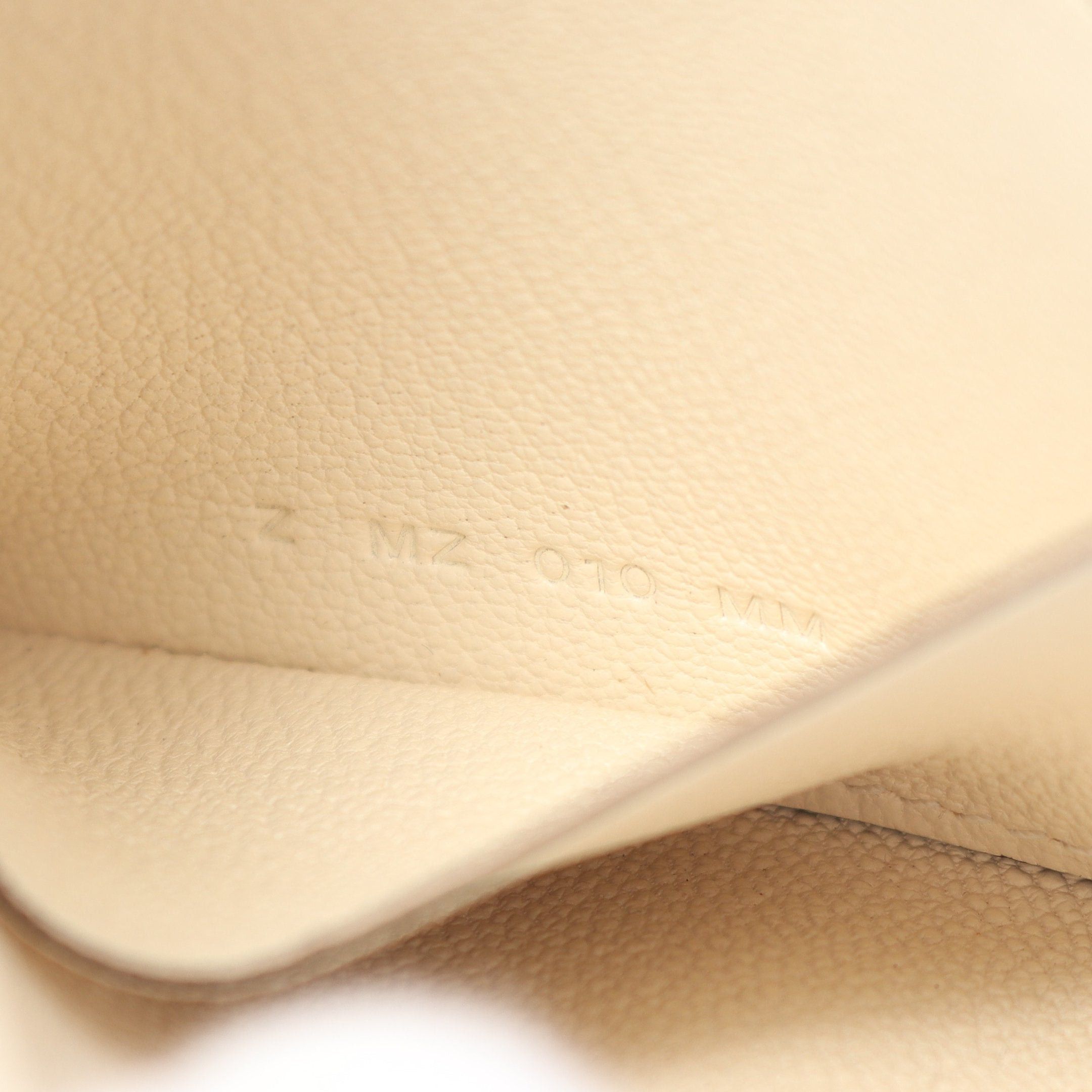 Hermes Hermes Paddock Nata Cuible Coin Purse Chevre Off White Brown Silver Hardware Z Stamp Size ONE SIZE - 5 Thumbnail