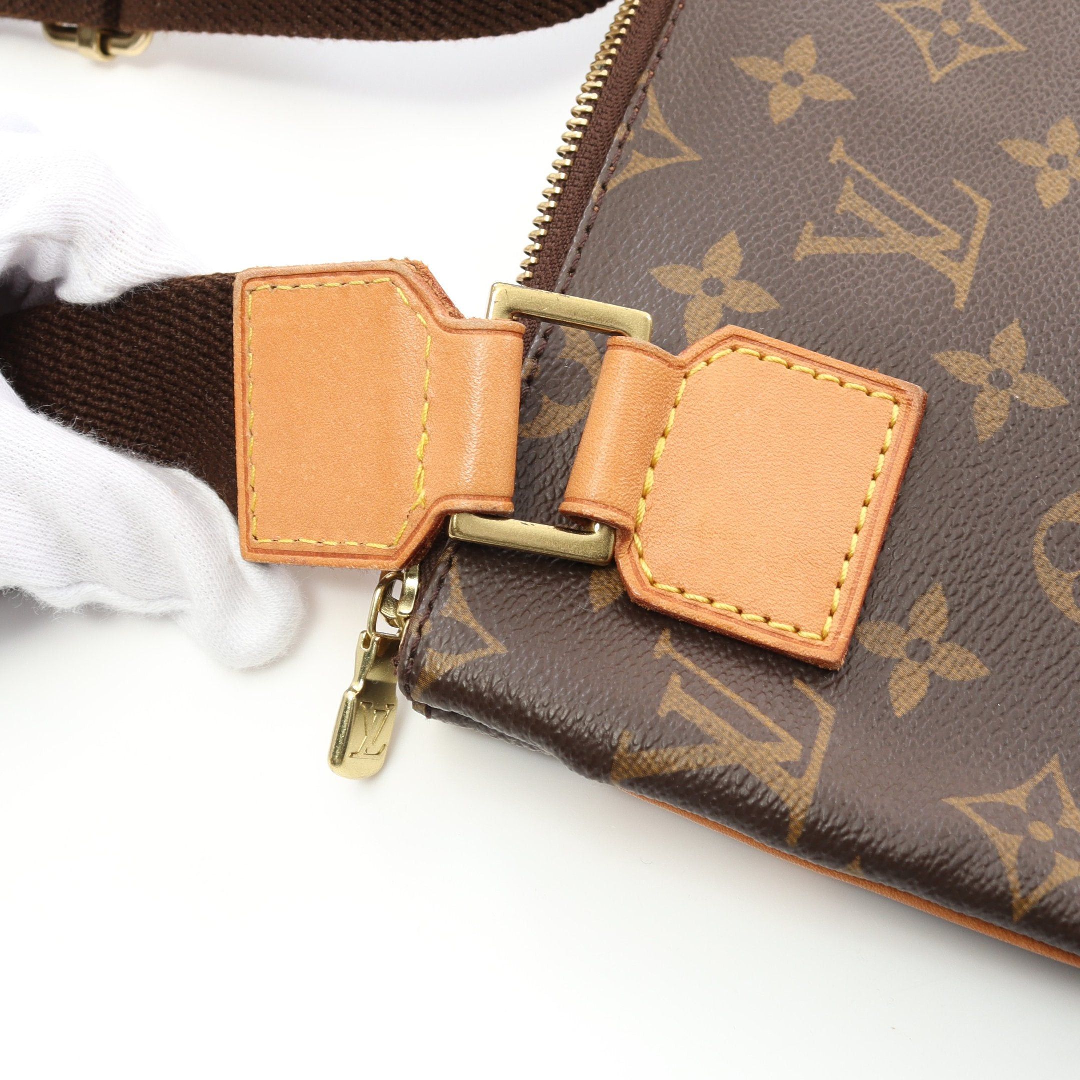 Louis Vuitton Louis Vuitton Pochette Bosphore Monogram Shoulder Bag Leather Brown Size ONE SIZE - 9 Thumbnail