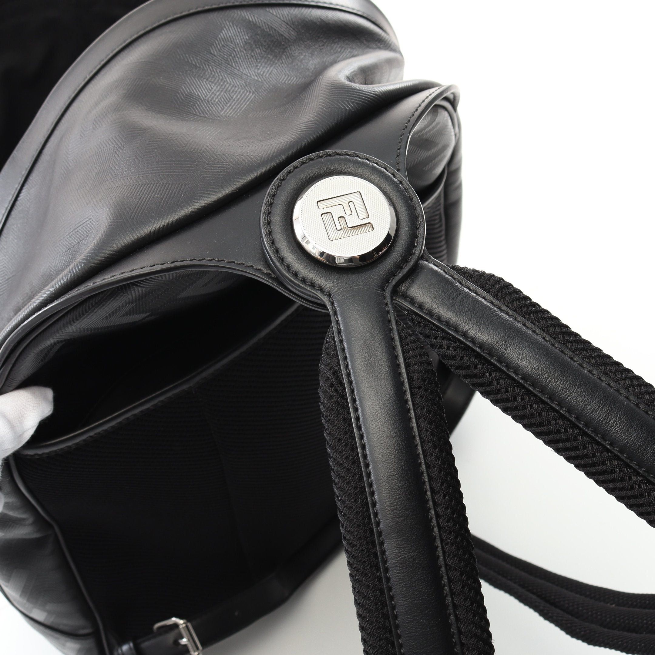 Fendi Fendi Chiodo Shadow Diagonal Backpack Rucksack Leather Black Size ONE SIZE - 5 Thumbnail
