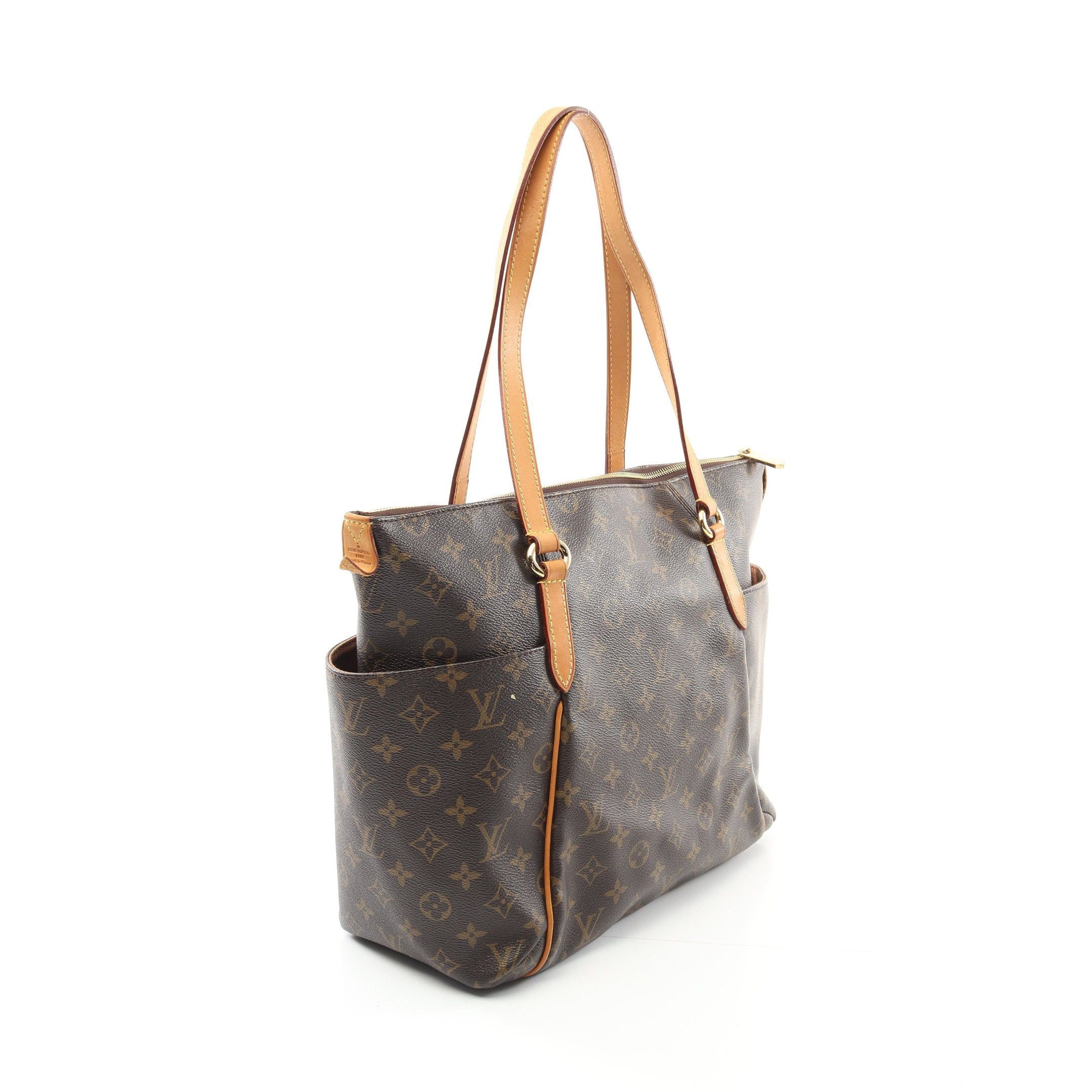 Louis Vuitton Louis Vuitton Totally Mm Monogram Shoulder Bag Tote Leather Brown Size ONE SIZE - 2 Thumbnail